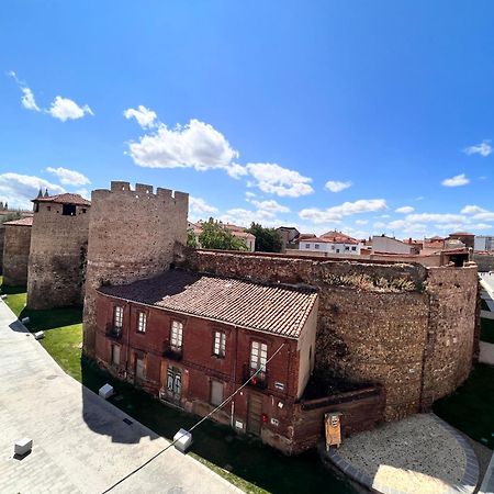 Apartamento La Muralla - Leonapartamentos Экстерьер фото